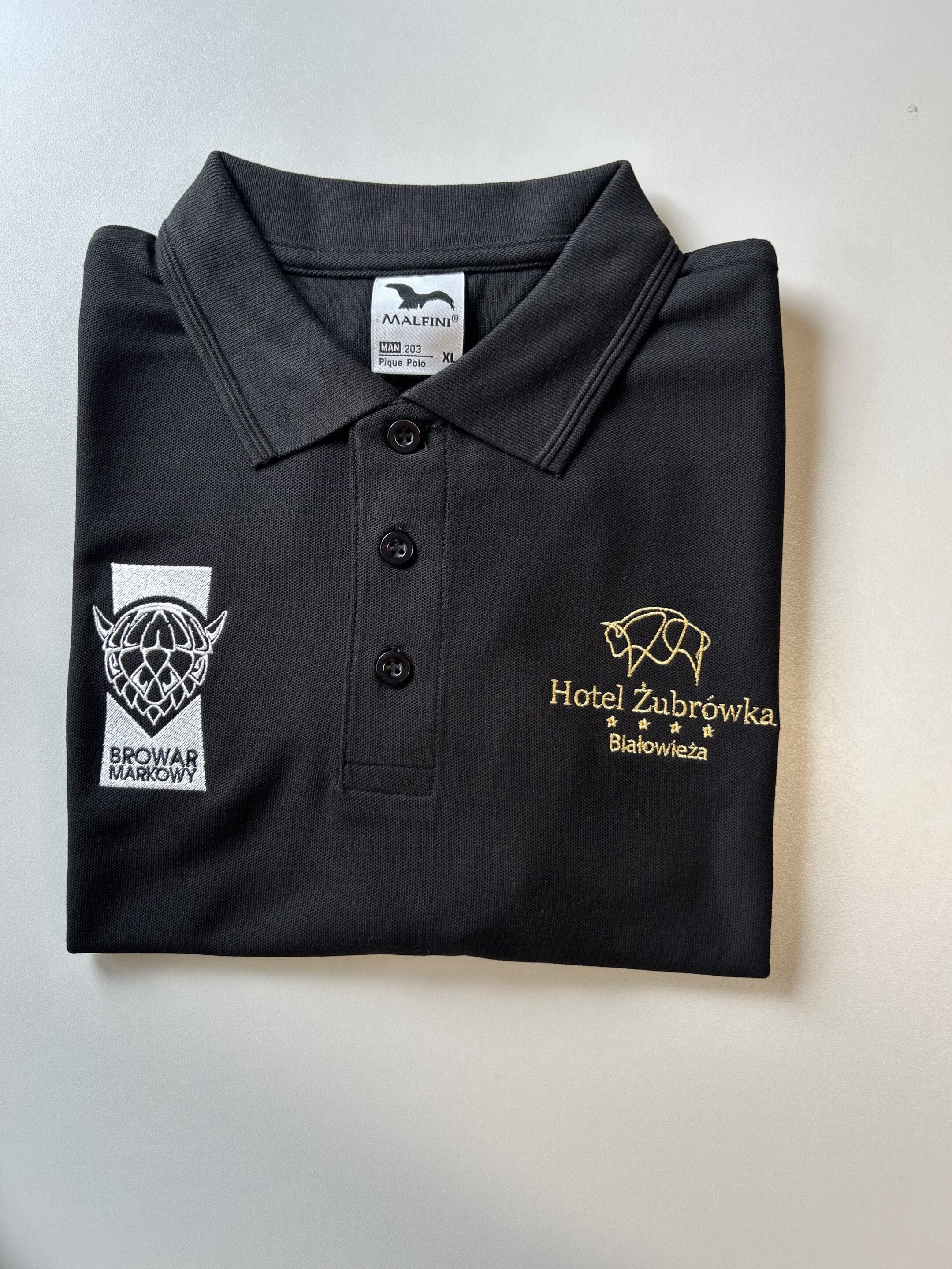 koszulka polo z haftem logo