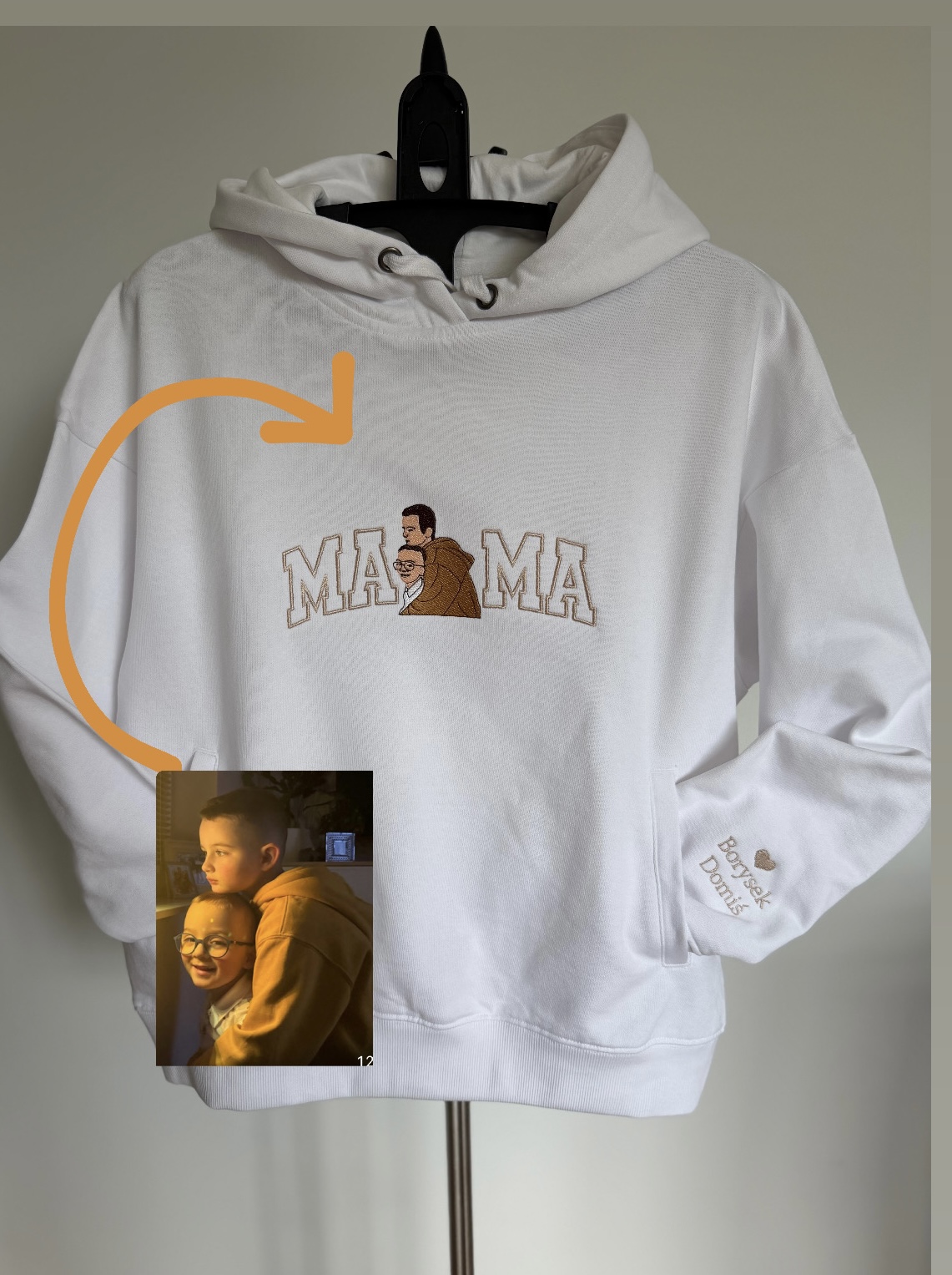 Bluza z kapturem damska z haftem MAMA ze zdjęcia 1 bluza MAMA z haftem ze zdjęcia